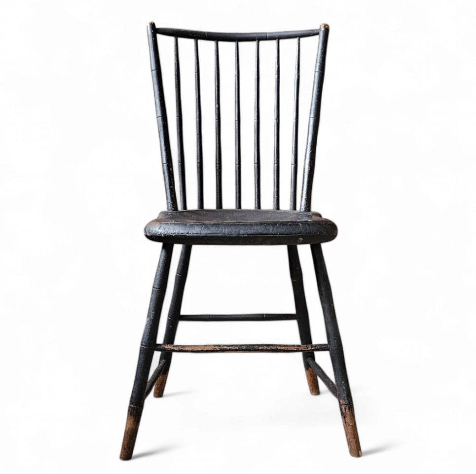 Early 19th Century Antique Fan Back Windsor Chair With Original Paint