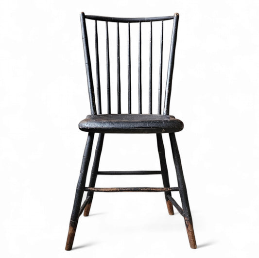 Early 19th Century Antique Fan Back Windsor Chair With Original Paint