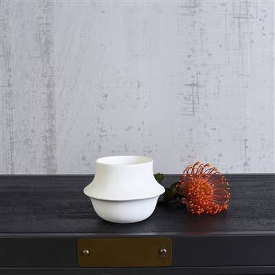 Vita Vase - Sm - Matte White. opening 3.5"