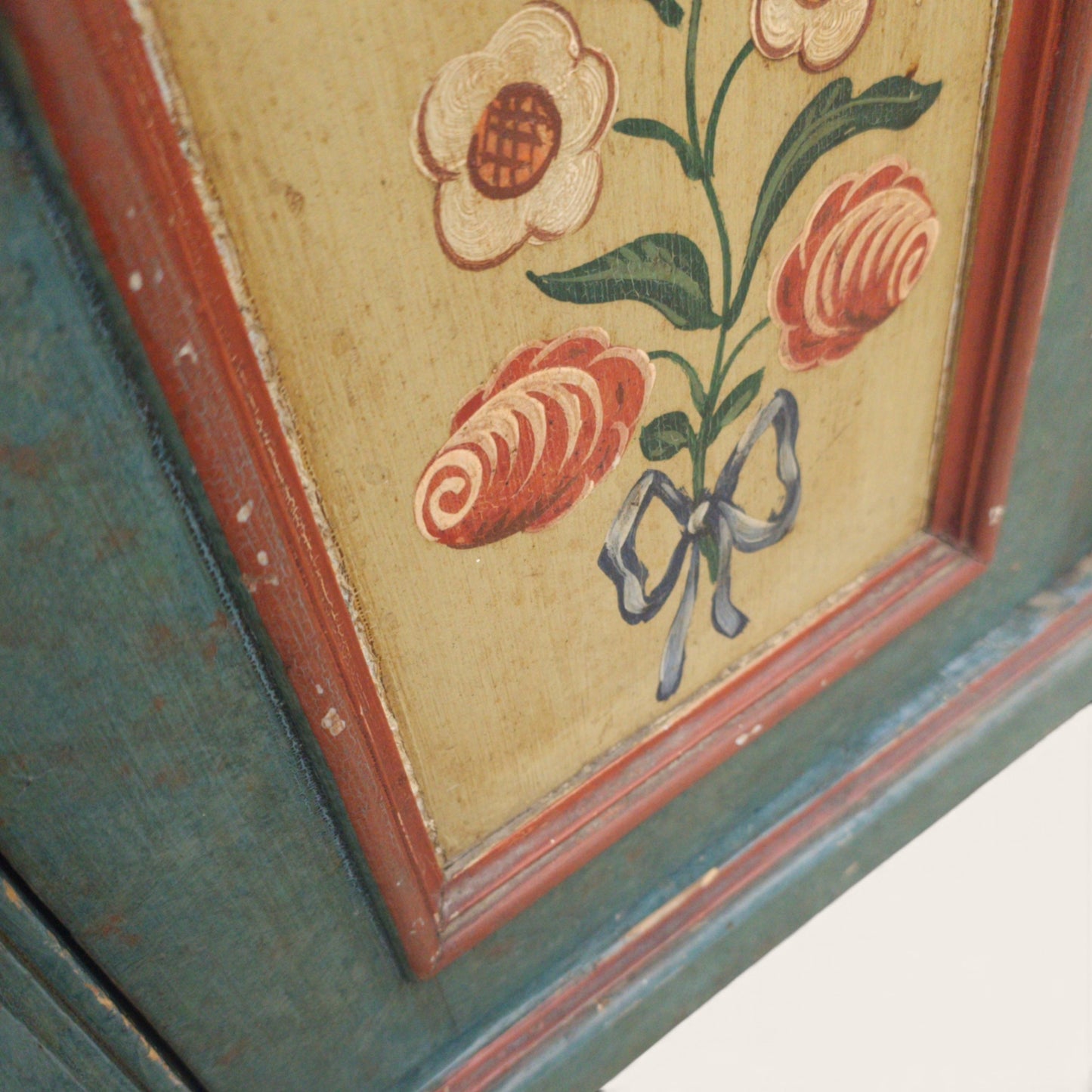 Late 19th to Early 20th Century European Folk-Painted Cabinet