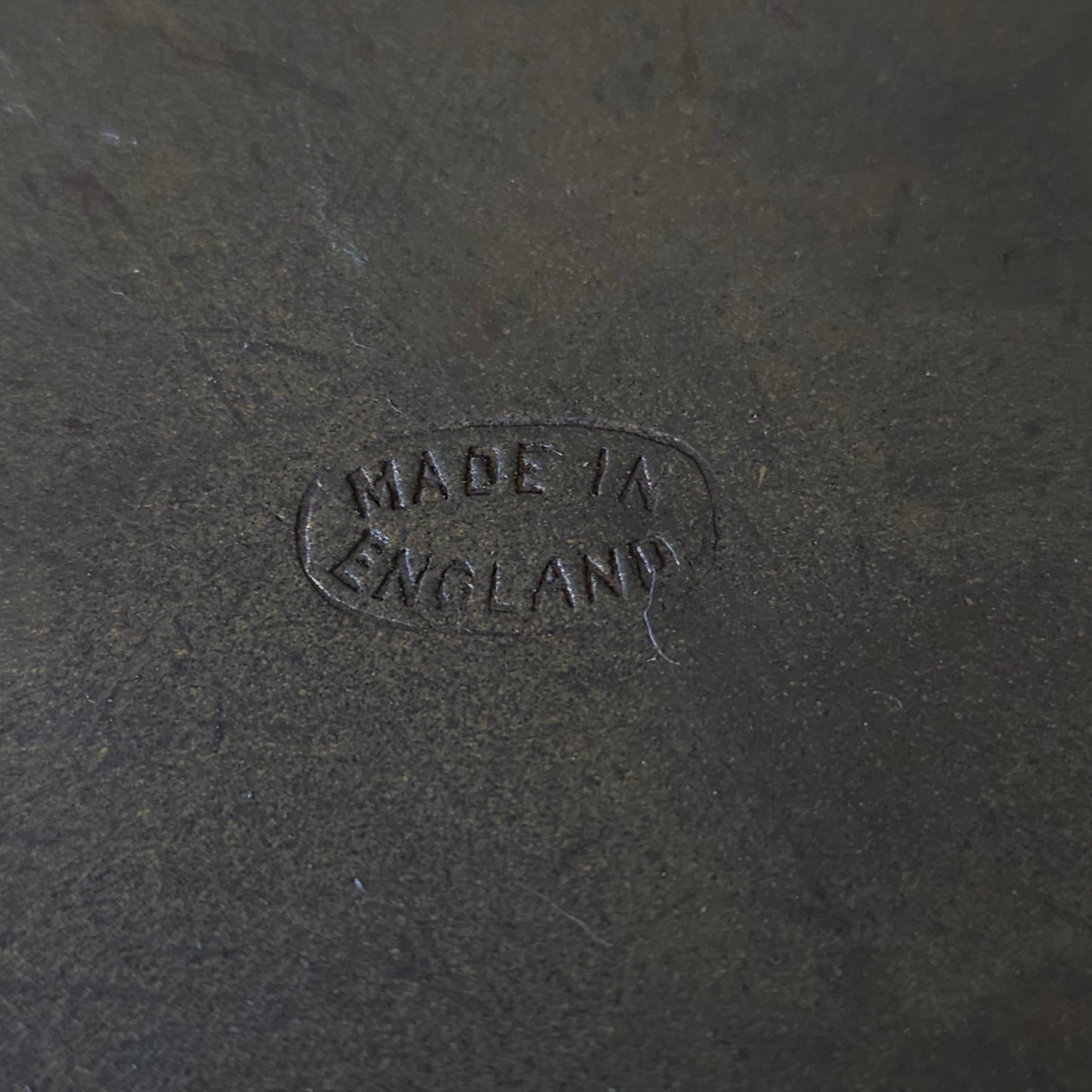 19th Century English Brass Jardiniere with Lion Paw Feet