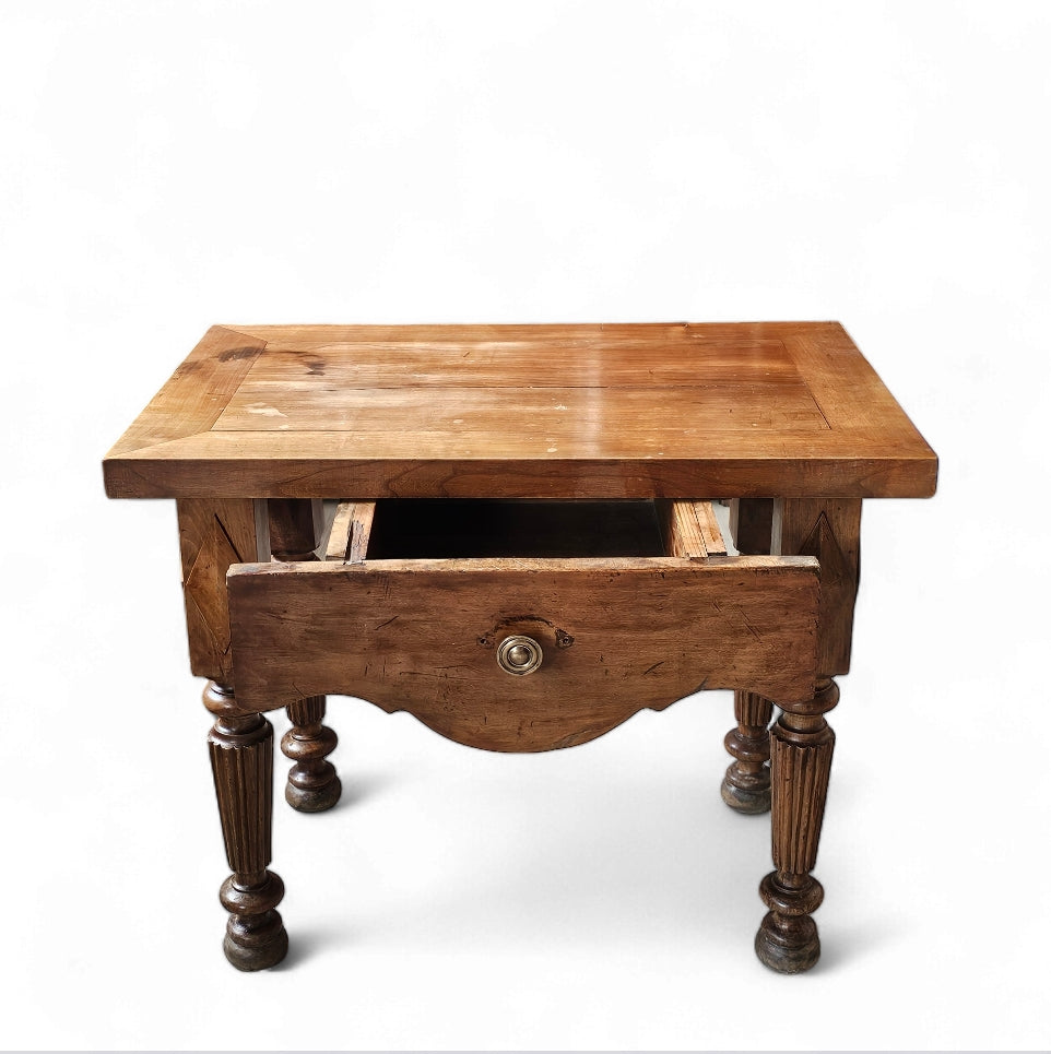 Early 20th Century French Provincial Side Table in Walnut