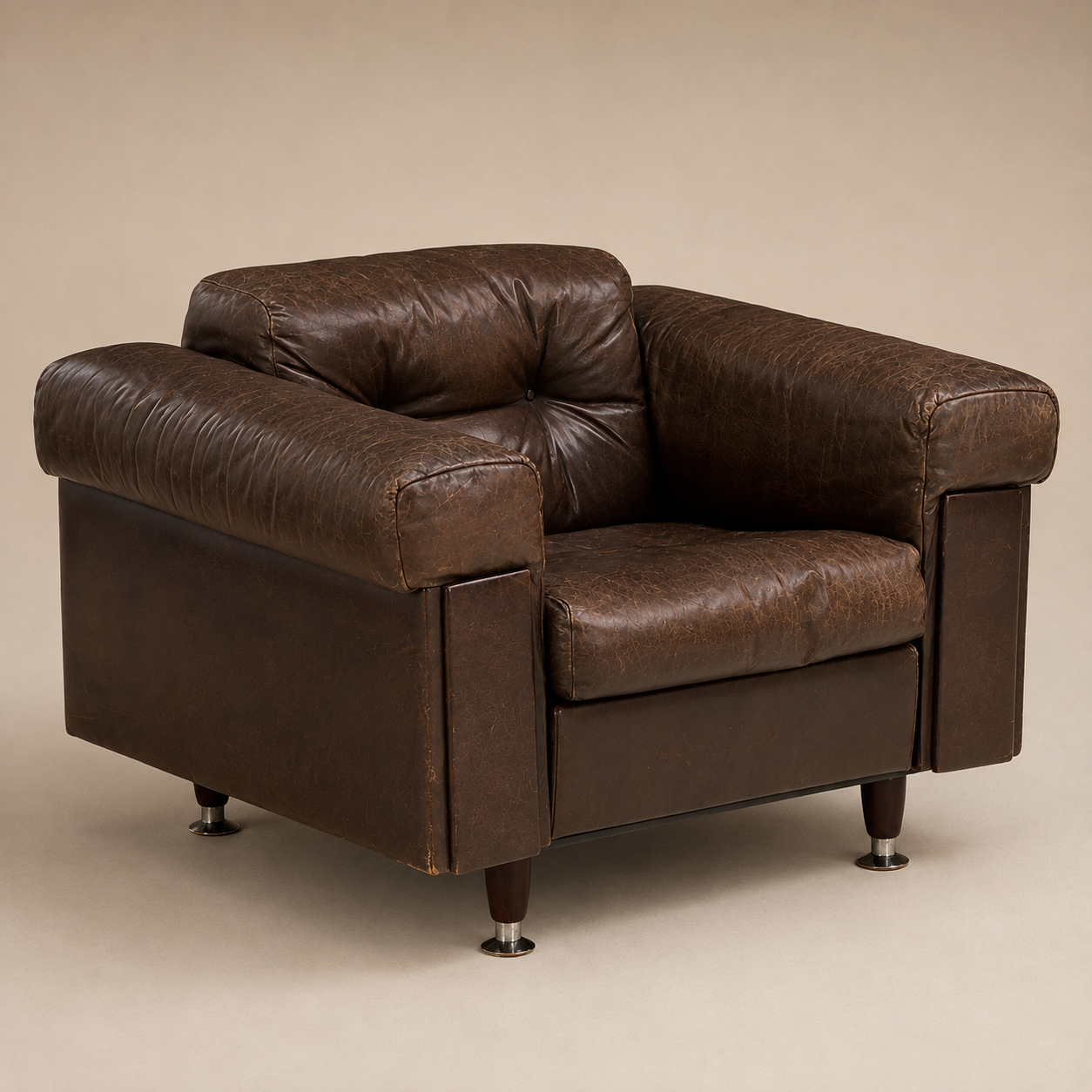 1970s Swiss Style Leather Lounge Chair and Ottoman in the Manner of De Sede
