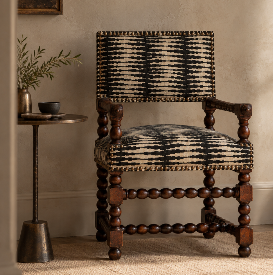 17th–18th Century Flemish Baroque Carved Wood Armchair in Castel Baobab