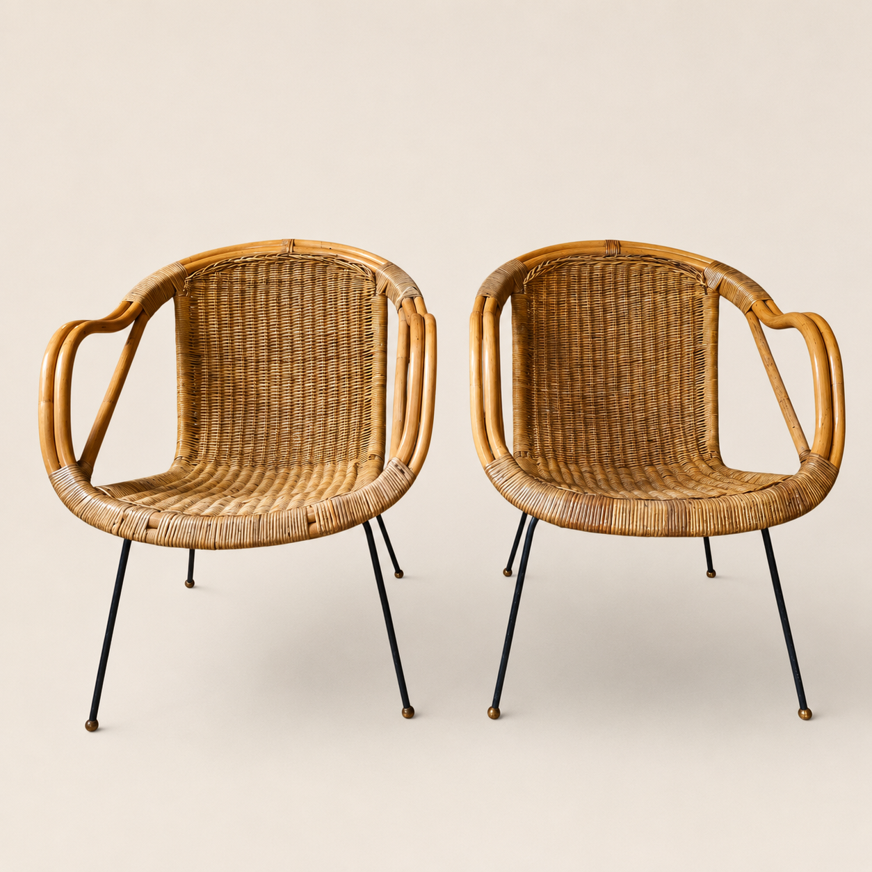 Mid-Century Modern Rattan Lounge Chairs in the Style of Paul McCobb, Pair