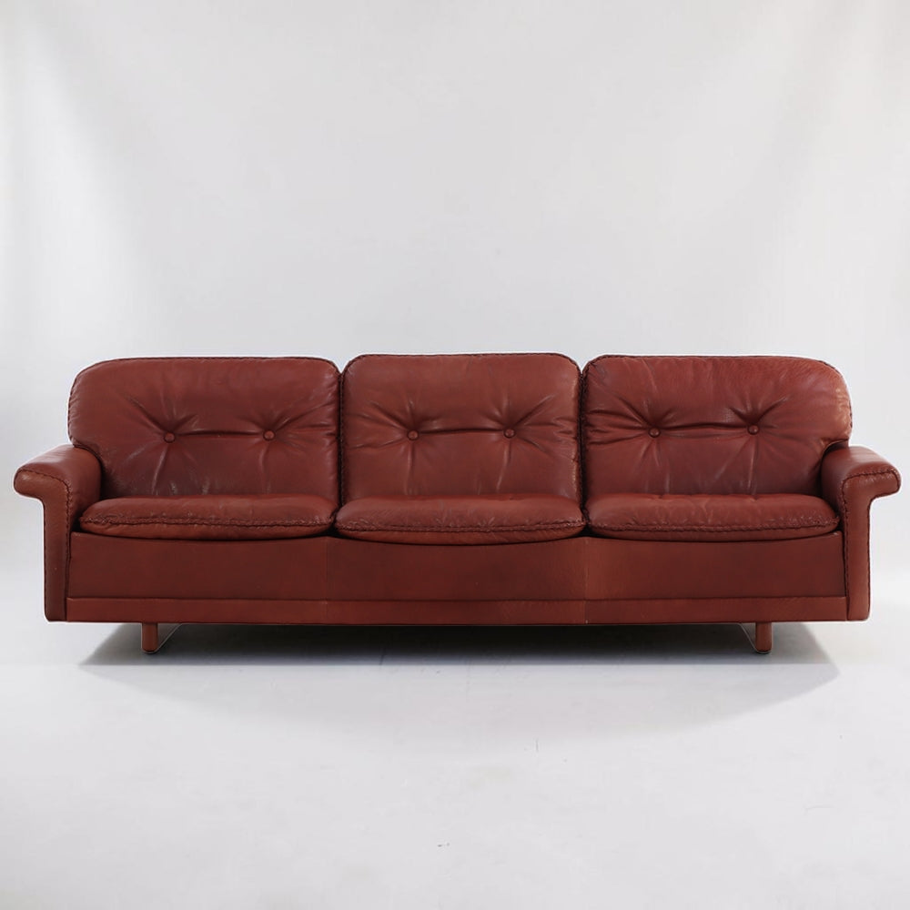 1970s Danish Oxblood Leather Sofa by Thams Kvalitet in the Style of De Sede