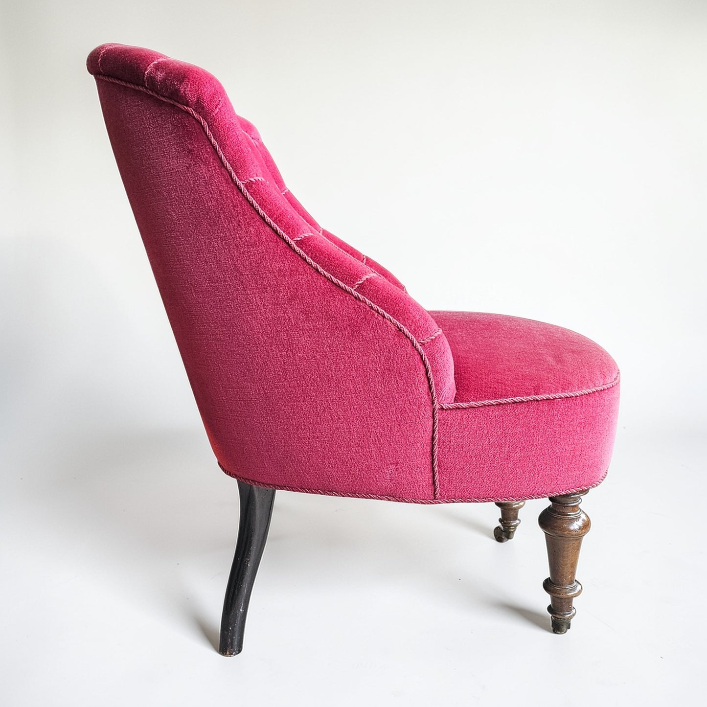 1920s Swedish Grace Emma Slipper Chair in Red Velvet