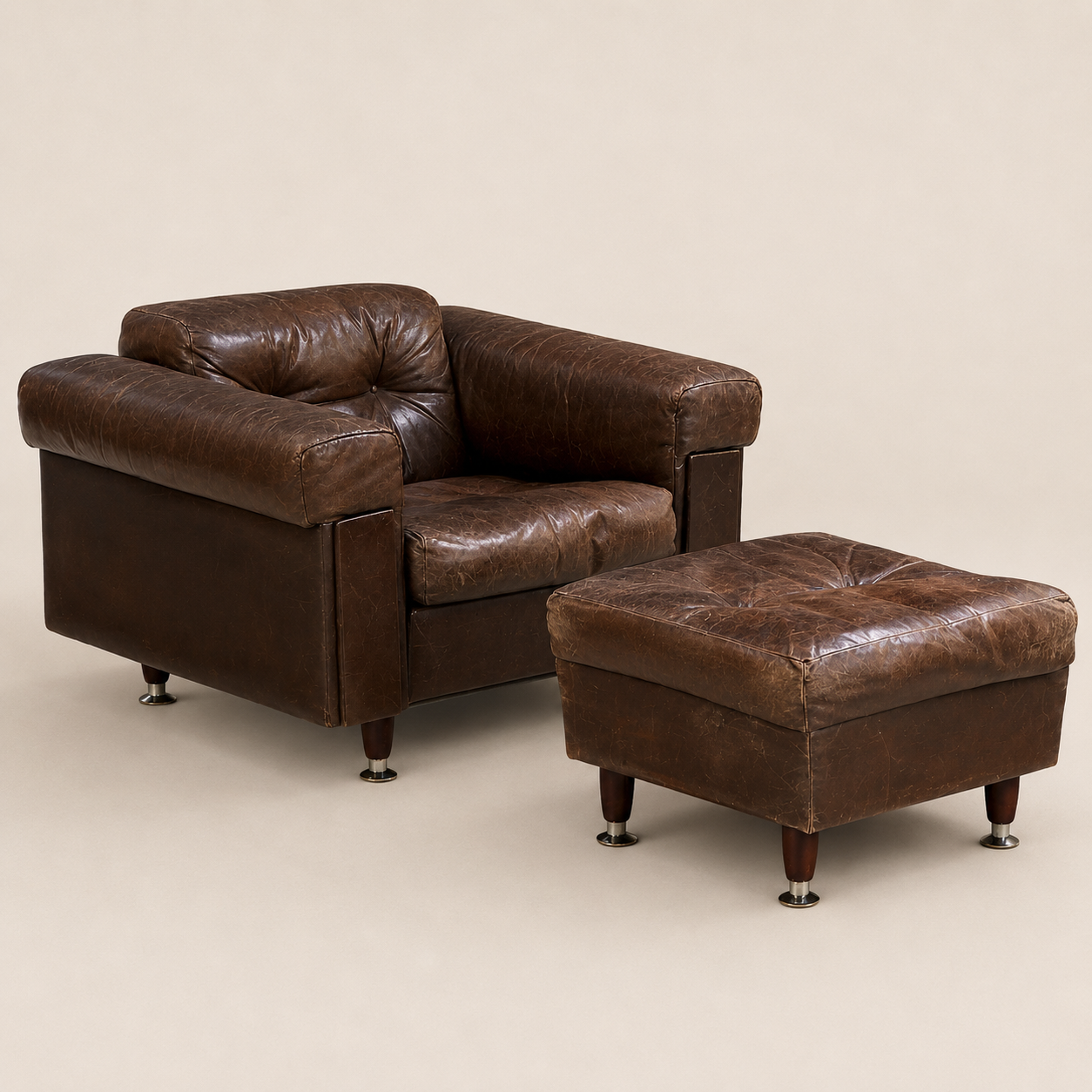 1970s Swiss Style Leather Lounge Chair and Ottoman in the Manner of De Sede