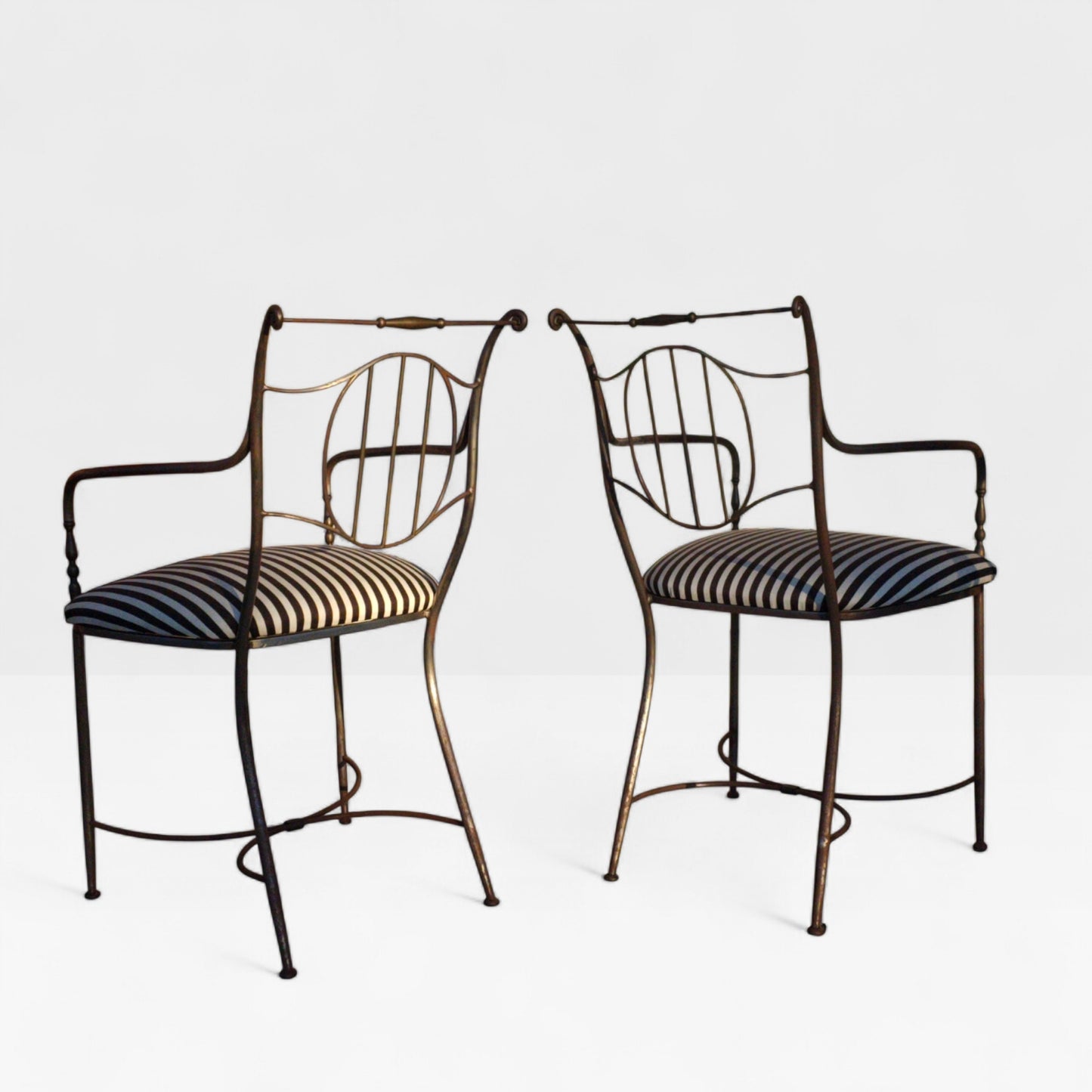 Pair of Mid-20th Century Neoclassical Iron Garden Armchairs in the Style of Maison Baguès
