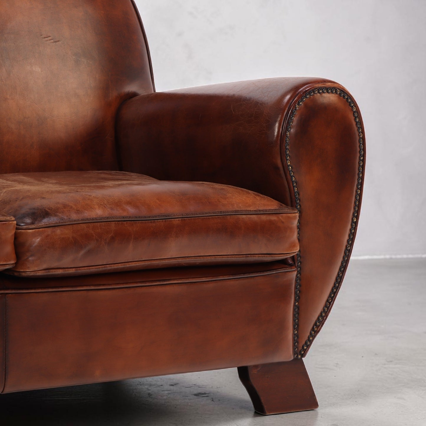 1930s Dutch Art Deco Style Round Back Leather Loveseat, Modernist Form